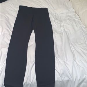 Straight everyday black lululemon leggings